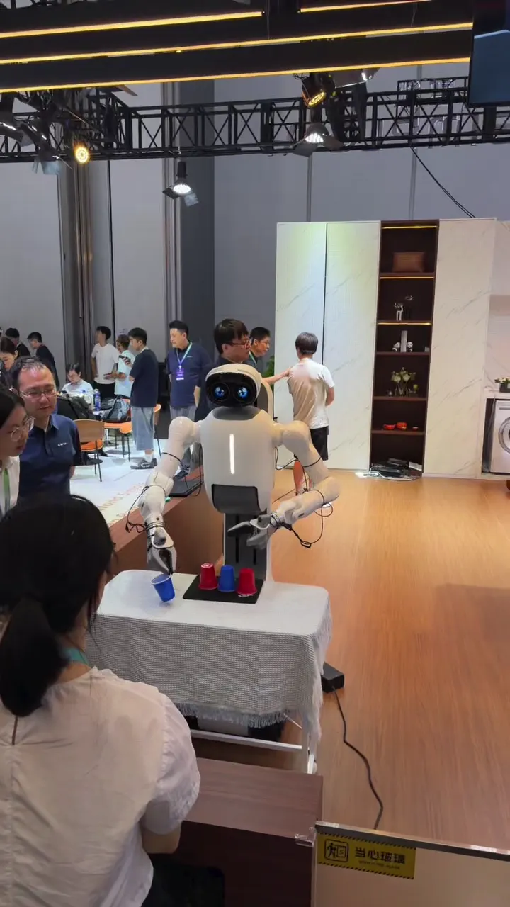深村智能 · 抓取展示