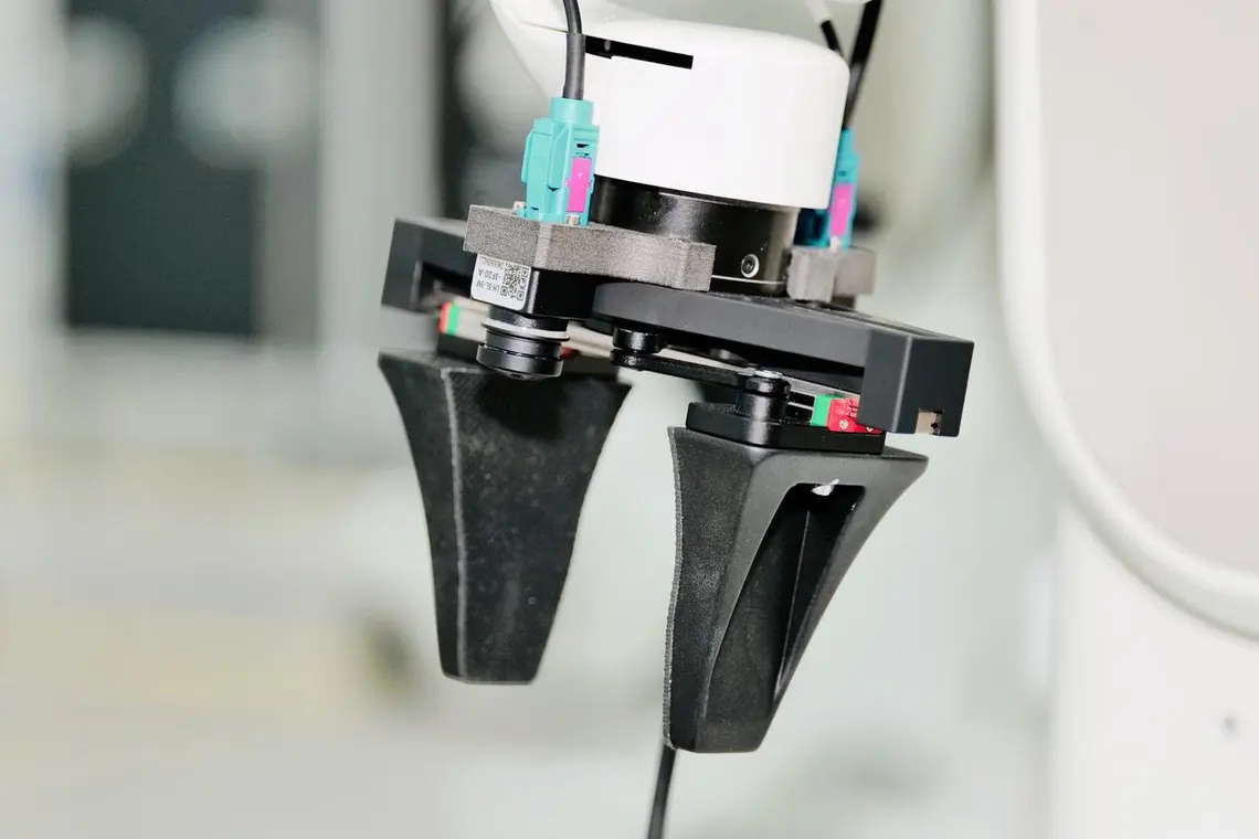 Maker H01（通用人形机器人本体）